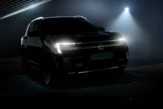 Nissan Tekton
